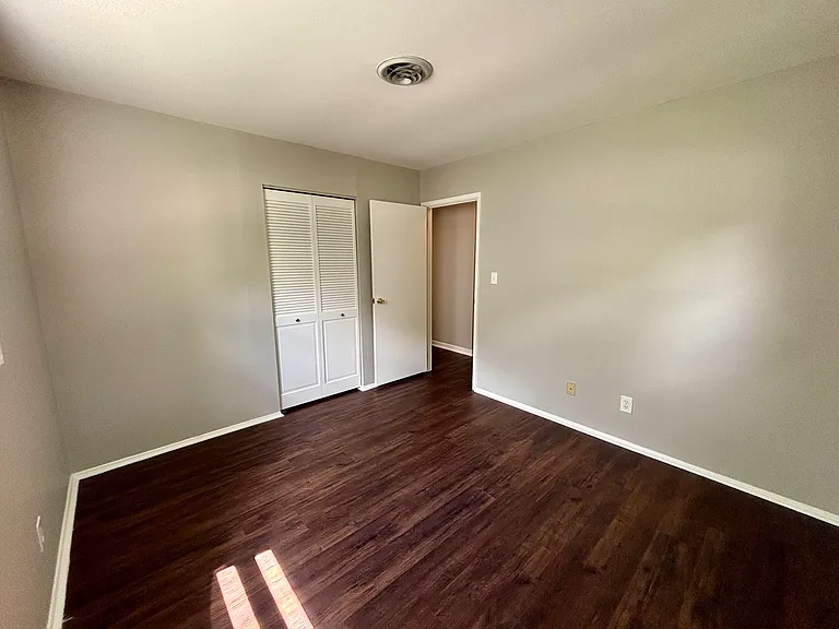 1677 Falke Dr — Photo 11