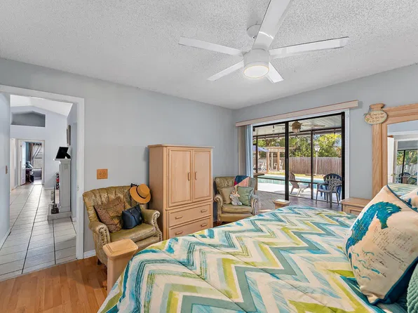 1637 SE Nancy Lane, Port St Lucie, FL 34983