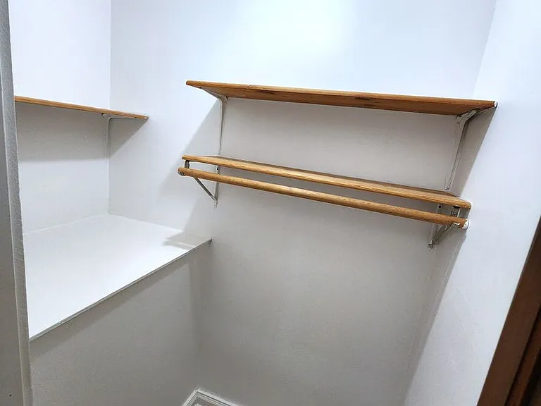 120 S Park St #1 — Photo 8