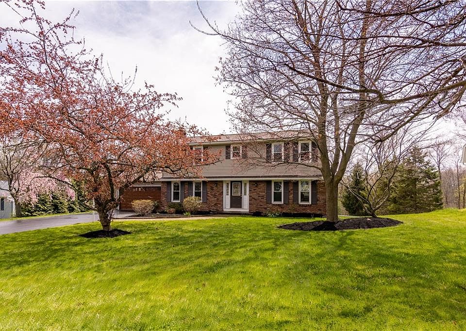 1st image of 26 Crestview Dr
