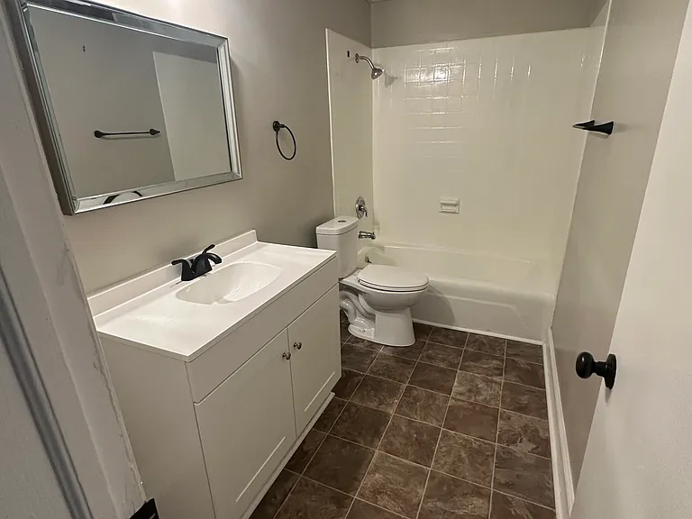 310 East St #11 — Photo 5