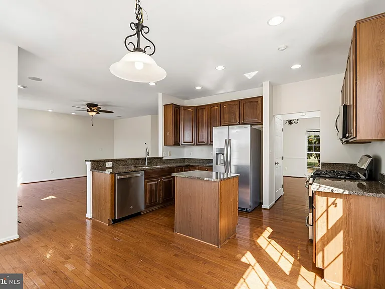 2440 Five Fathom Cir — Photo 10