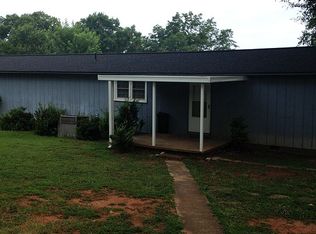 315 N Garrett St, Central, SC 29630
