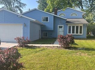 549 Saint Lawrence Blvd, Eastlake, OH 44095
