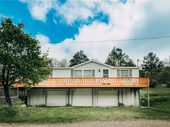 1092 Parkwood Rd, Indiana, PA 15701