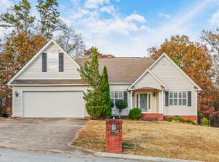 10351 Fielding Rd, Ooltewah, TN 37363