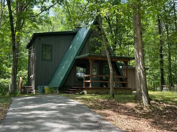 170 Miller Cove Cir, Signal Mountain, TN 37377