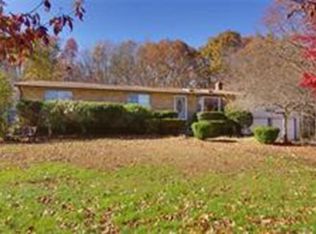 51 W Hill Rd, Mendon, MA 01756