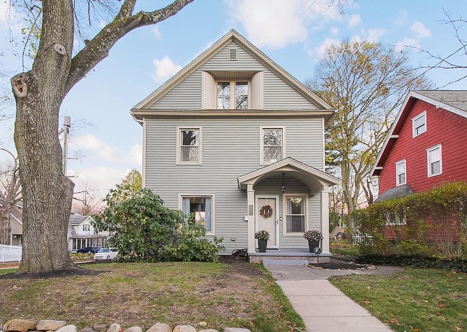 1st image of 493 Aqueduct St