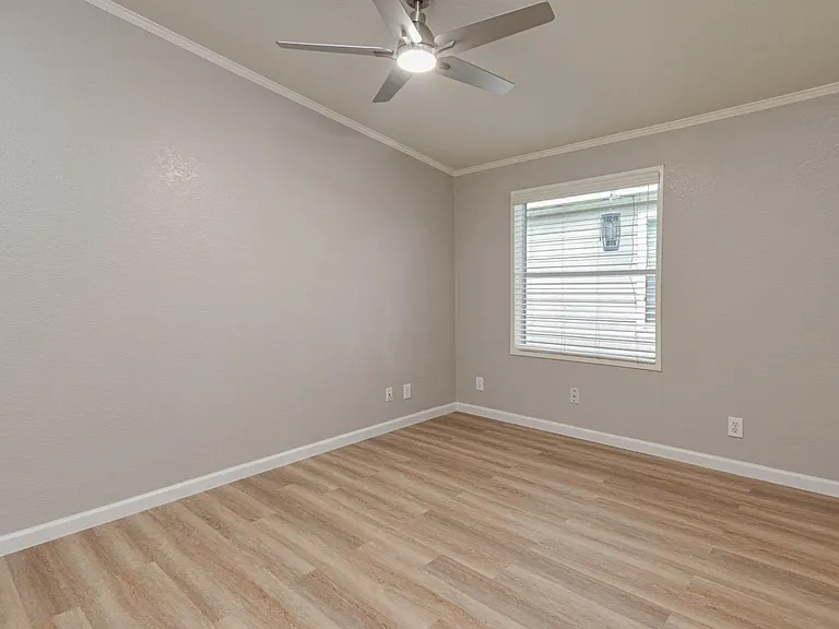 10210 Berrypatch Ln — Photo 7