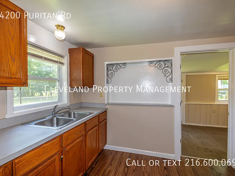 24200 Puritan Rd — Photo 17