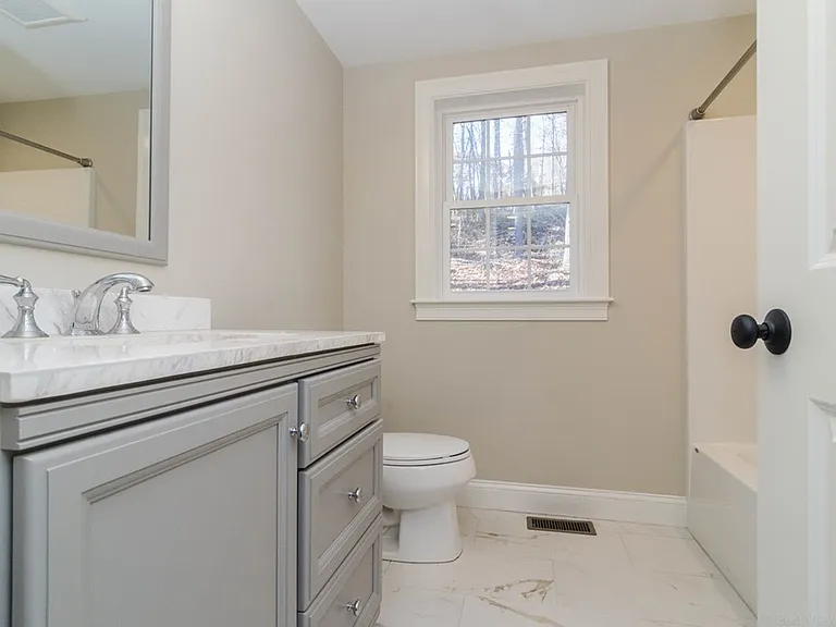 718 Main St #718 — Photo 18