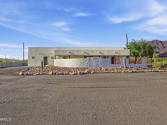 4th image of 1651 S PROSPECTORS Road