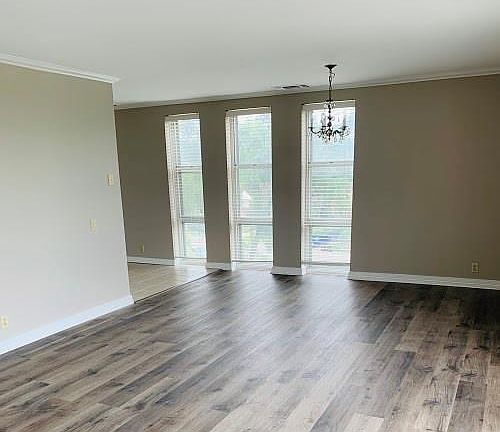 5th image of 2230 S Patterson Blvd