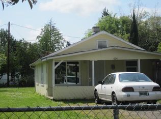 600 NW T St, Winston, OR 97496