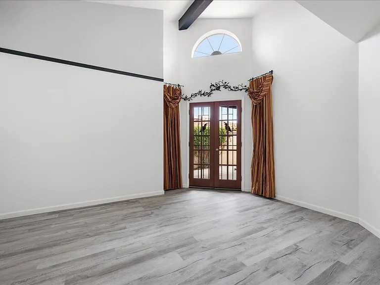 10111 N Spyglass Pl — Photo 10