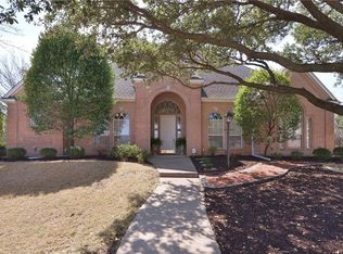 8808 Thorndale Ct, North Richland Hills, TX 76182