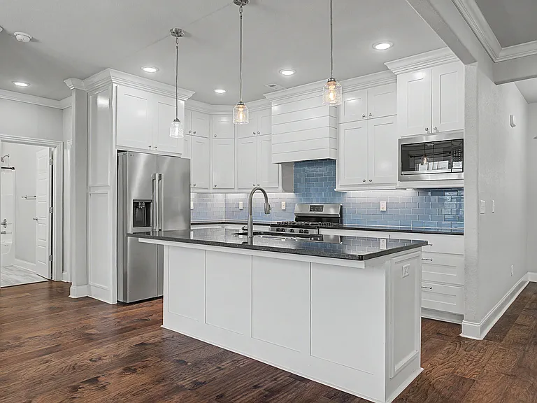 431 Linda Ln — Photo 15