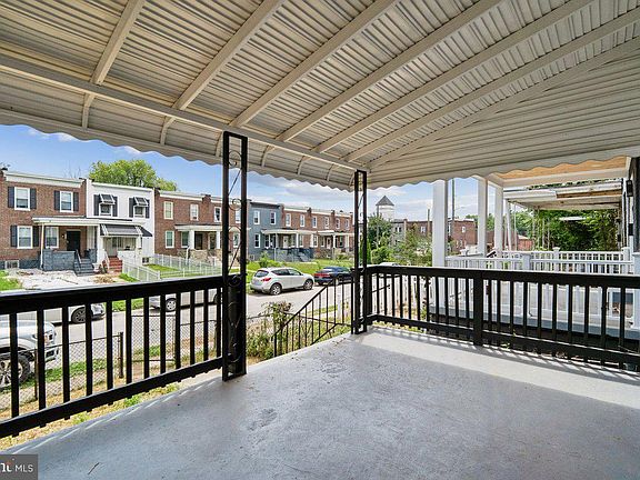 4th image of 3708 Oakmont Ave
