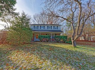 1204 Oakleaf Hl, Schenectady, NY 12303