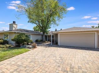 430 Los Pajaros Ct, Los Altos, CA 94024