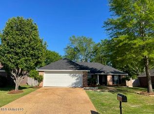 720 Prominence Dr, Flowood, MS 39232