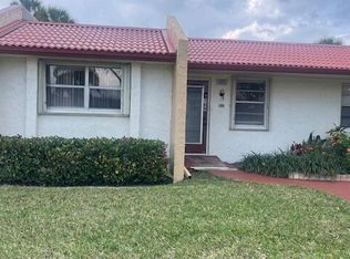 105 Lake Helen Dr, West Palm Beach, FL 33411