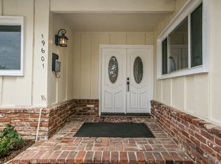 19601 Bryant St, Northridge, CA 91324