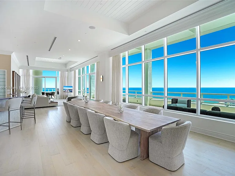 4401 Collins Ave #PH SOUTH — Photo 16
