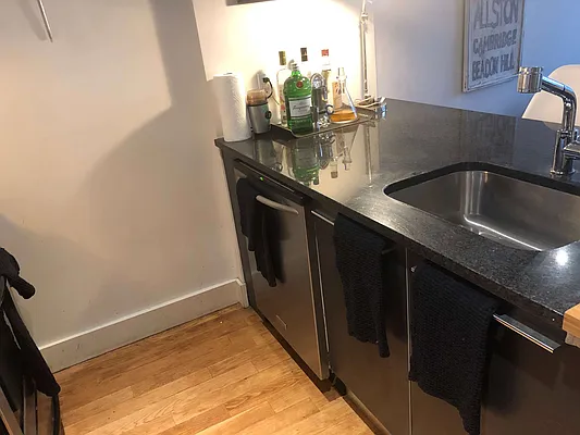 Rented by Nooklyn NYC LLC | media 124