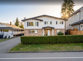 14114 113a Ave #6, Surrey, BC V3R 2K5