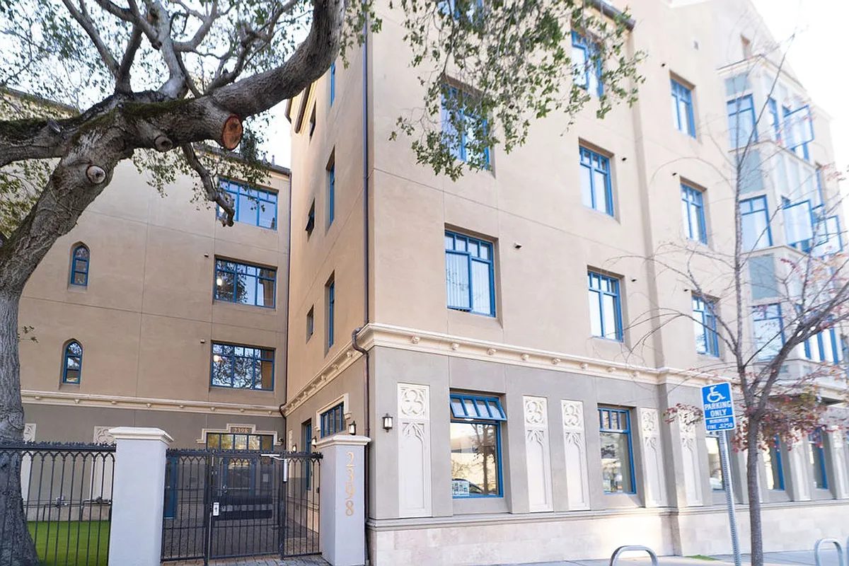 Building Photo - Wesley House