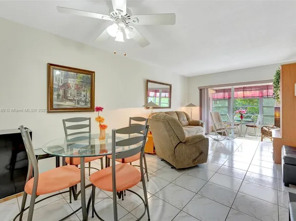 2801 NW 47th Ter APT 305B, Fort Lauderdale, FL 33313