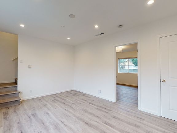 2nd image of 1006 Tilton Ave