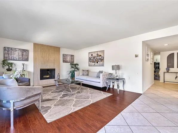 3300 Via Carrizo Unit D, Laguna Woods, CA 92637