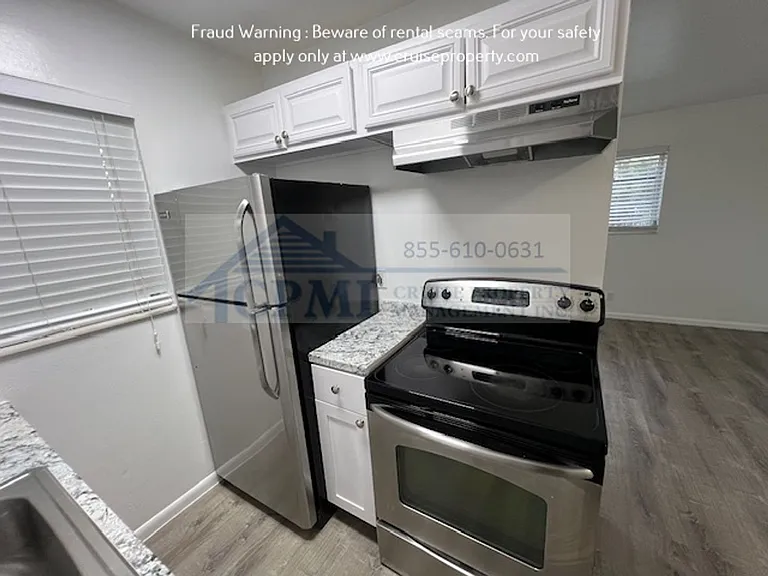 225 Ocean Breeze Lake Worth, FL 33460 — Photo 15