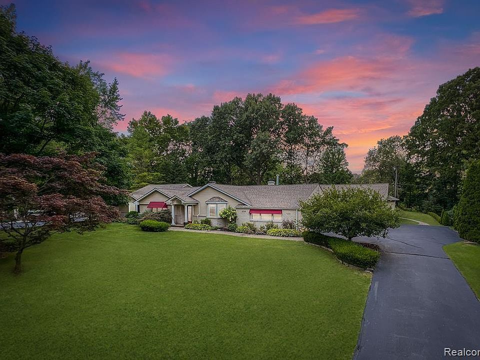 1st image of 4354 Far Hill Dr