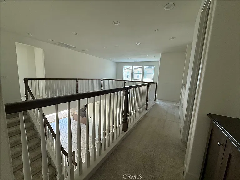 19042 Martino Ct — Photo 12