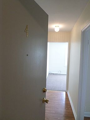 1st image of 215 Capital Ave APT A4