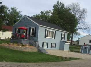 1313 Pops Ct, Jackson, MI 49202