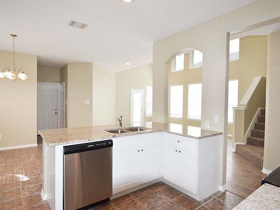5th image of 10216 Franklin Dr