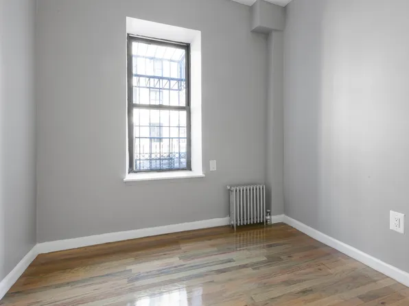 304 West 151st Street image 4 of 7