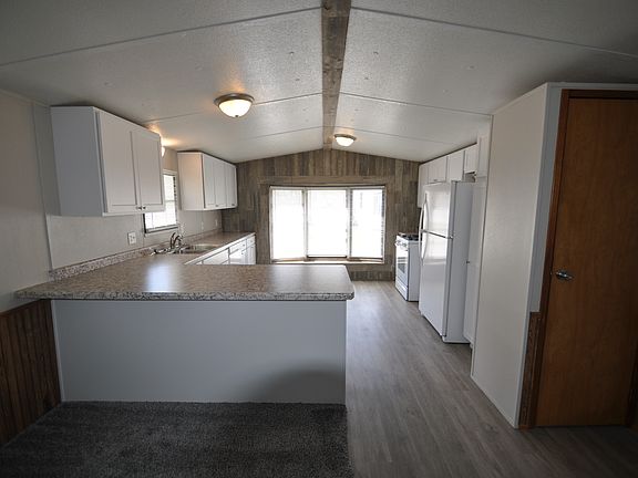 2nd image of 602 Forest Blvd