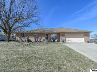 1703 S 2nd St, Beatrice, NE 68310