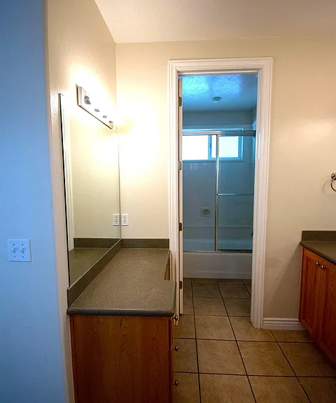 272 W 400 N #207 — Photo 24