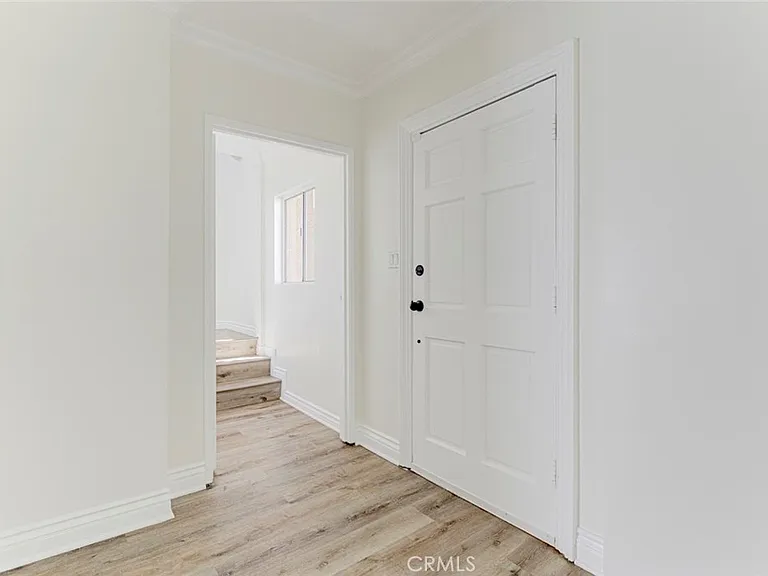4927 Lexington Ave — Photo 8