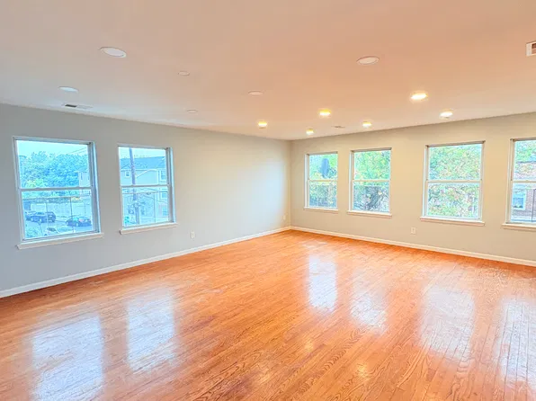 219 Clinton Pl #2, Newark, NJ 07112