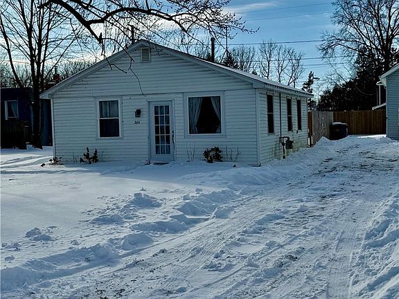 3rd image of 364 Erie Rd