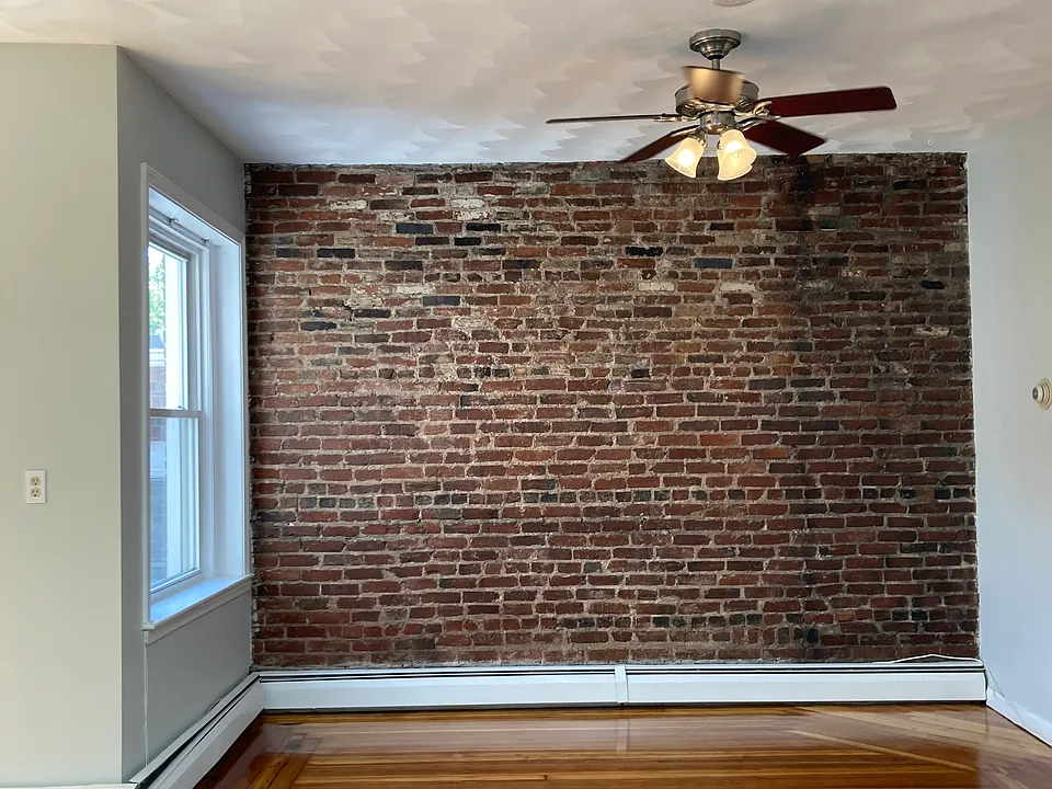 41 Eden St #2A