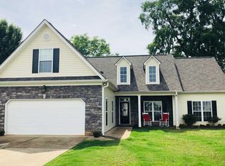 103 Churchill Dr, Lagrange, GA 30241
